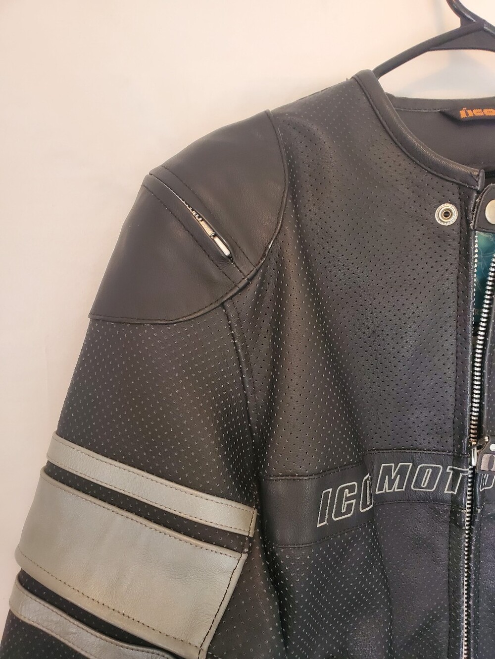 Icon Pursuit Asphalt Technologies Womens XL Motorcycle Jacket Reflective Stripes - Picture 3 of 16